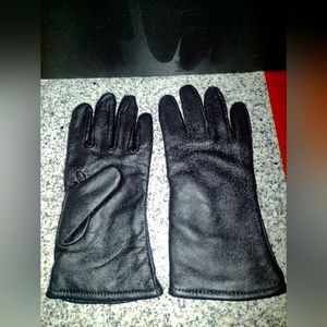 Leather Dress Gloves Wool/Poly Lining. Samco Brand. Black Color. Size 5C. NEW.